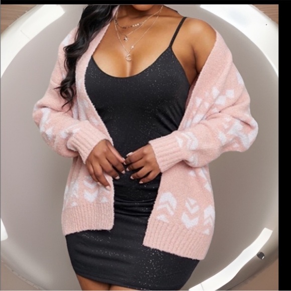 Unique Plush Knitted Pink/White Thick Cardigan W/Boho Decor Ribbed Cuffs & Trim - Picture 2 of 8